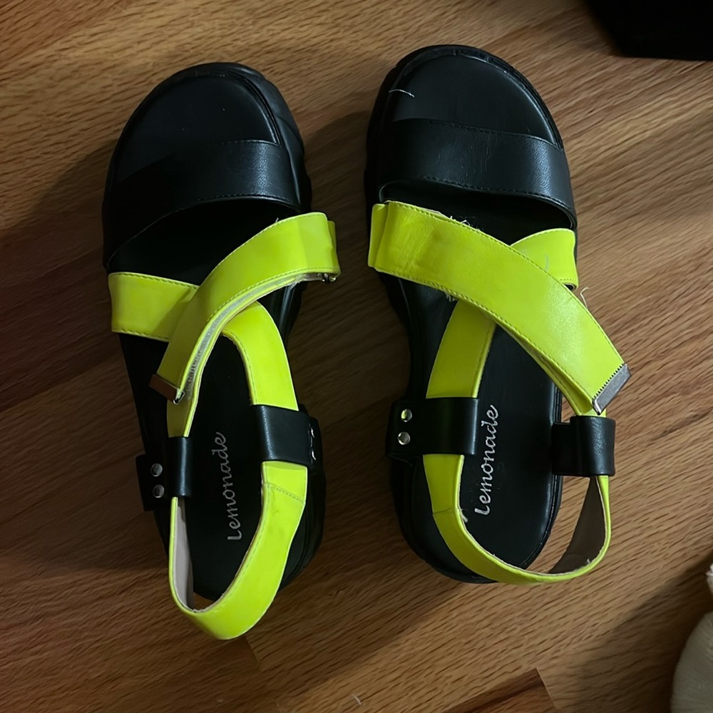 SANDALS / BRIGHT YELLOW / BY DOLLS KILL size 8 platform sandals
